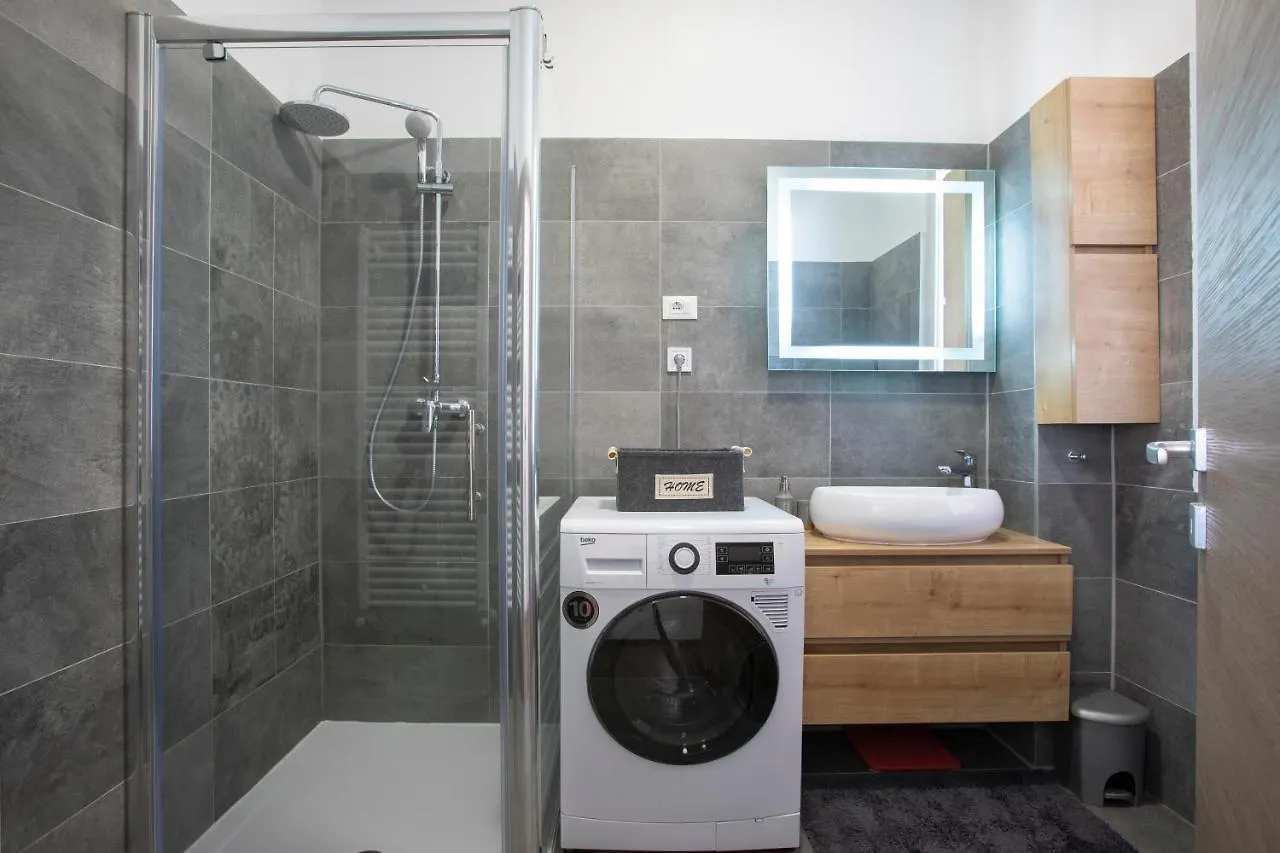 Polai Panorama Apartments With Free Parking 0*, Pula