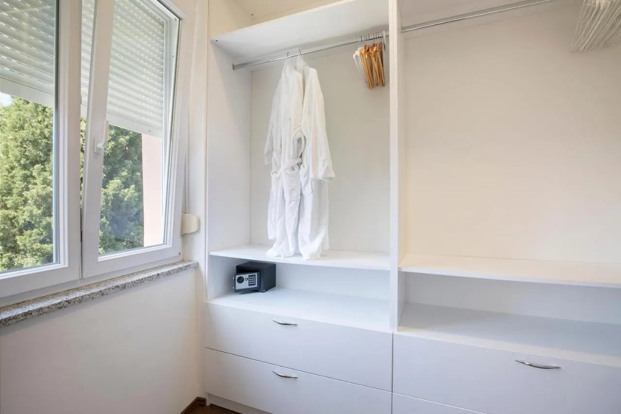 Polai Panorama Apartments With Free Parking Pula