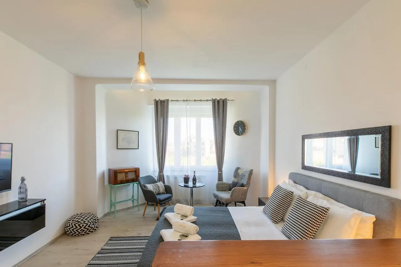 Polai Panorama Apartments With Free Parking