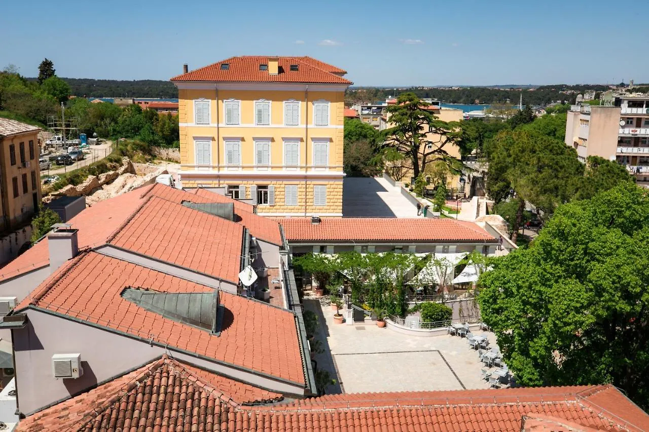 Polai Panorama Apartments With Free Parking Croatie