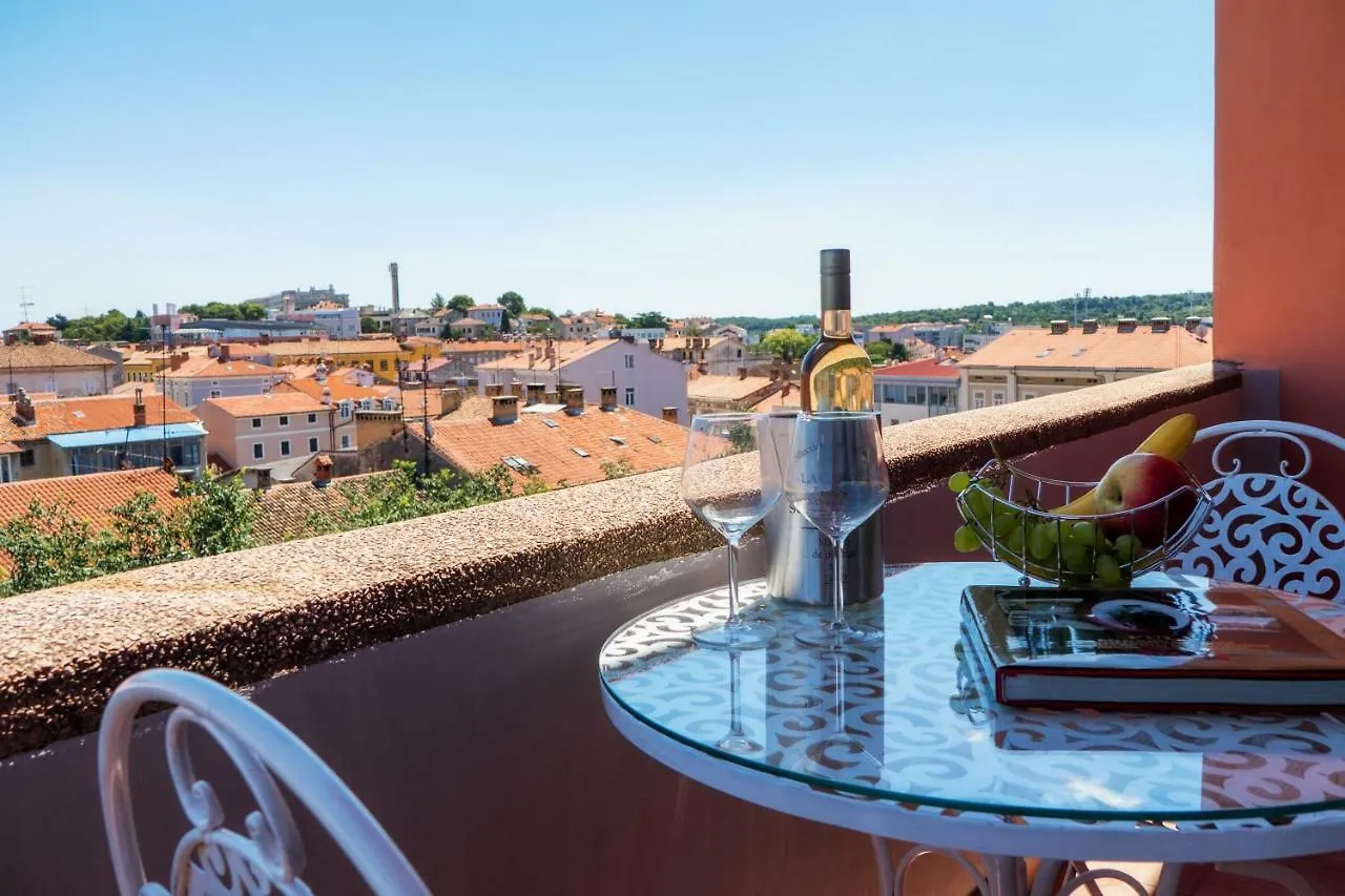 Polai Panorama Apartments With Free Parking Croatie